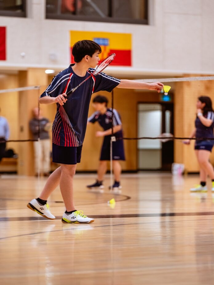 how to start a badminton court business